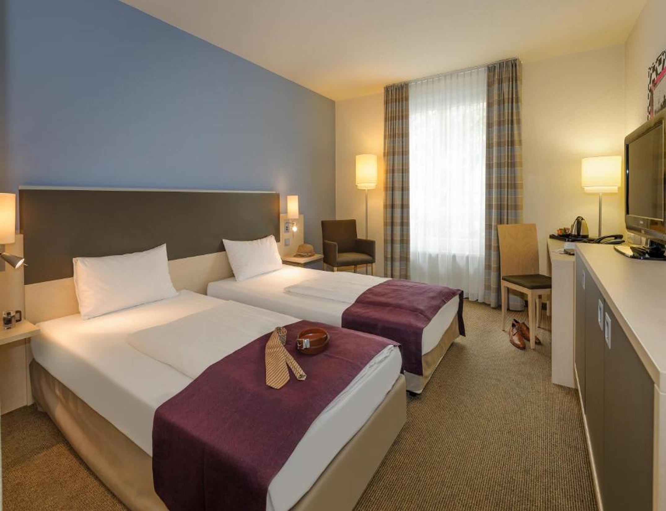 Standard Room with two single beds